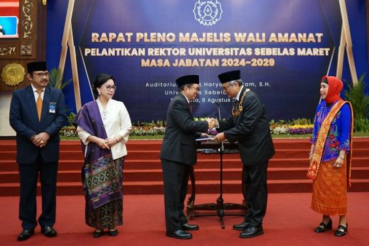 Pelantikan Rektor Universitas Sebelas Maret